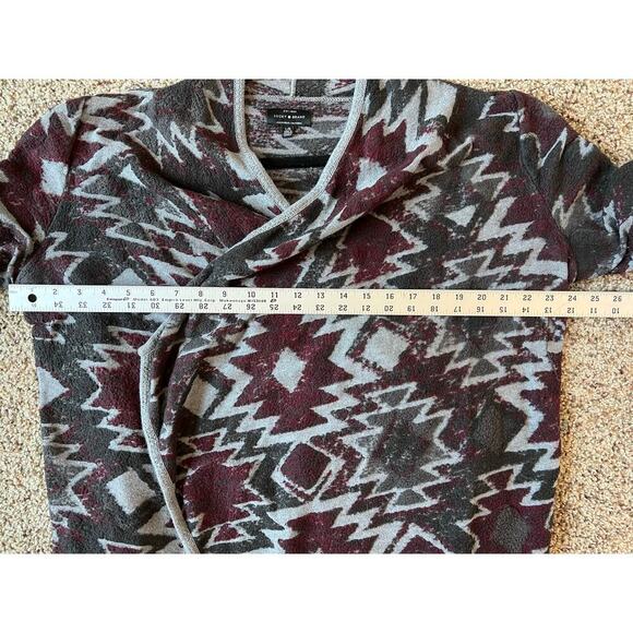 Lucky Brand Aztec Drape Cardigan, Large, Red and Gray, High Low, Southwest - Picture 8 of 9